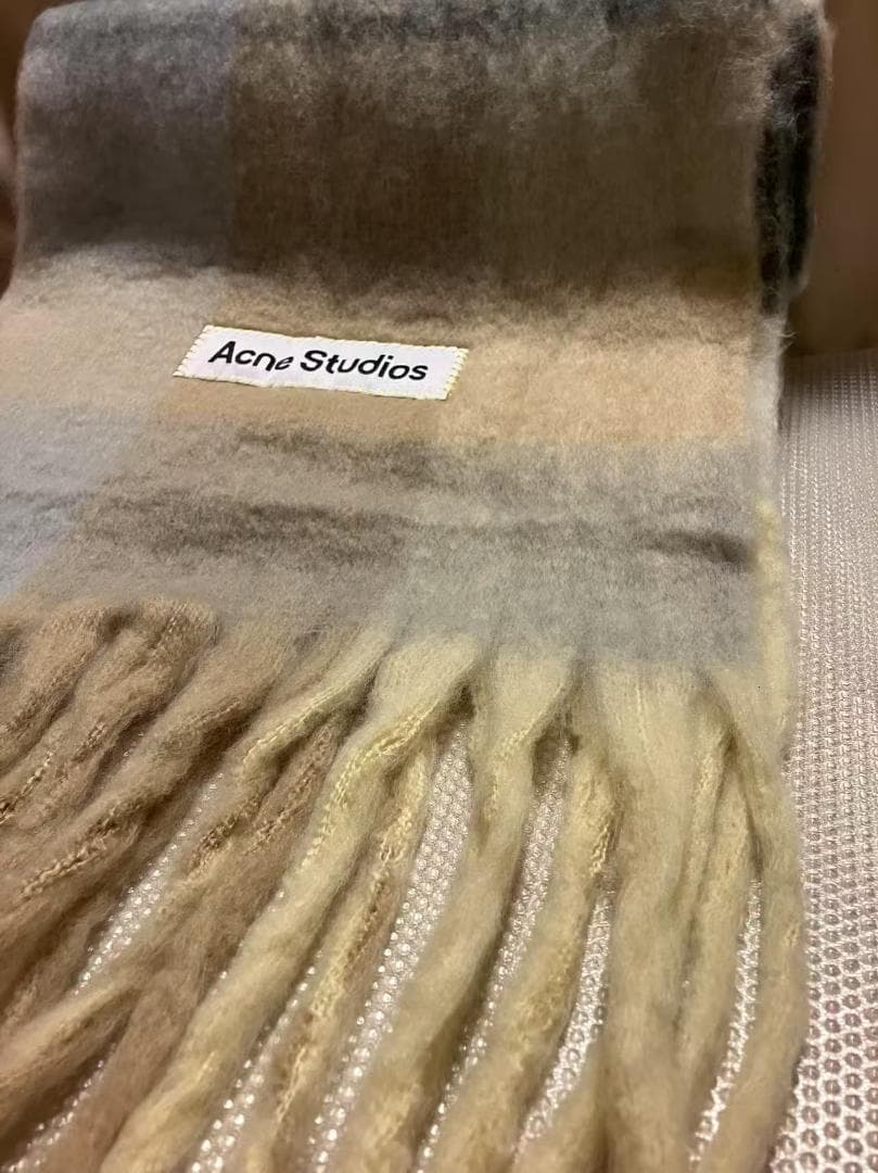 新品未使用　Acne Studios モヘアチェックスカーフマフラー