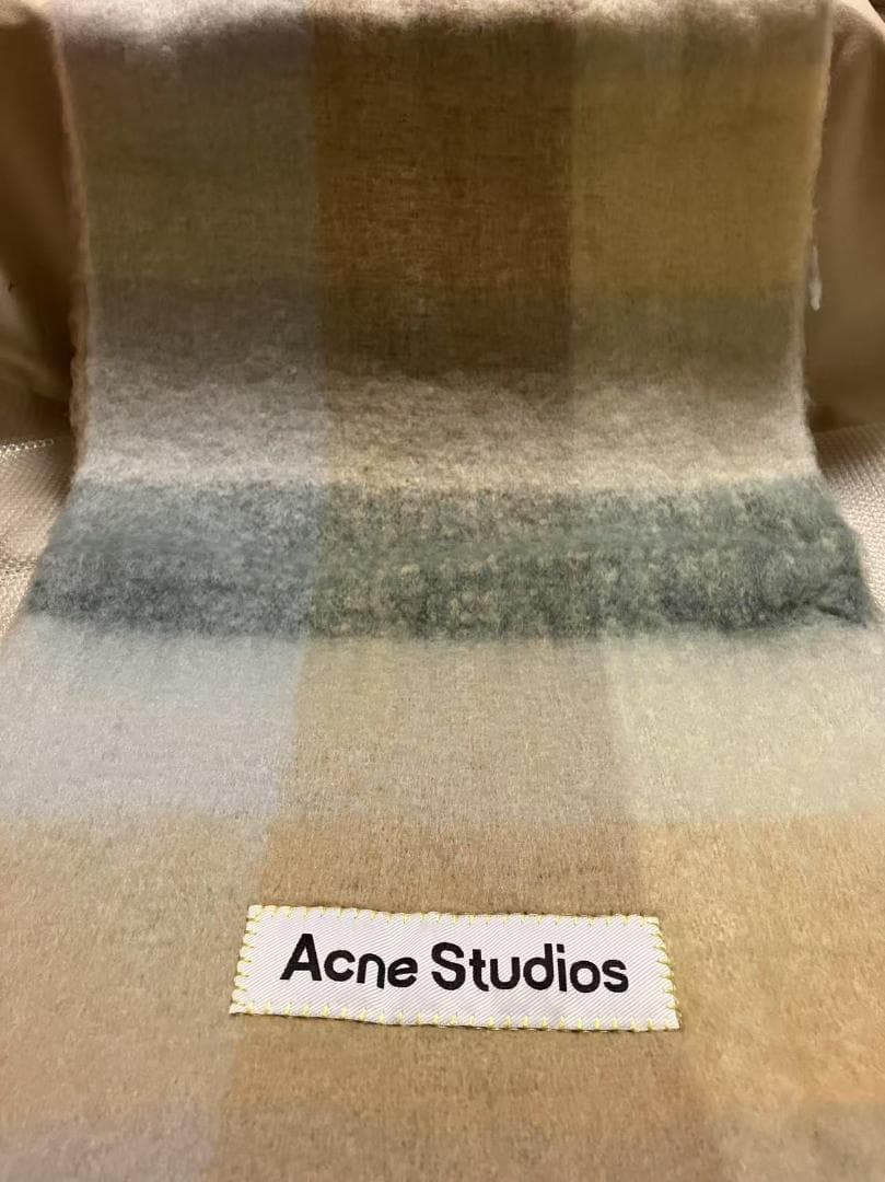 新品未使用　Acne Studios モヘアチェックスカーフマフラー