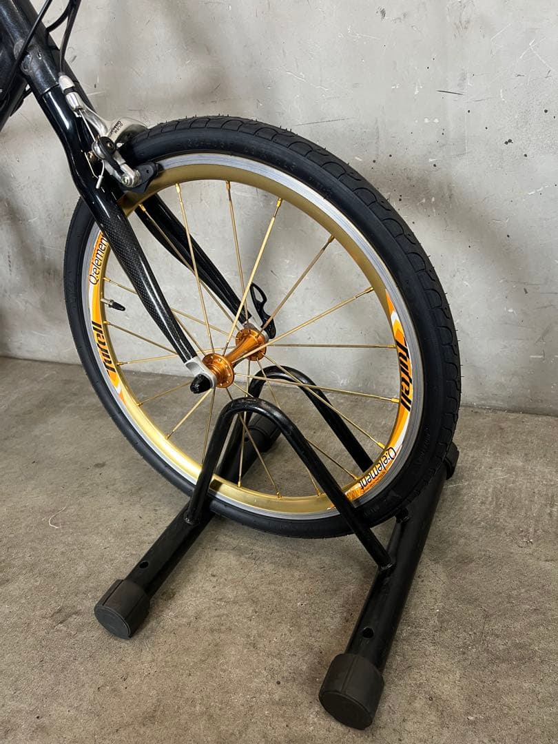 ミニベロ　Tyrell タイレル　20インチ