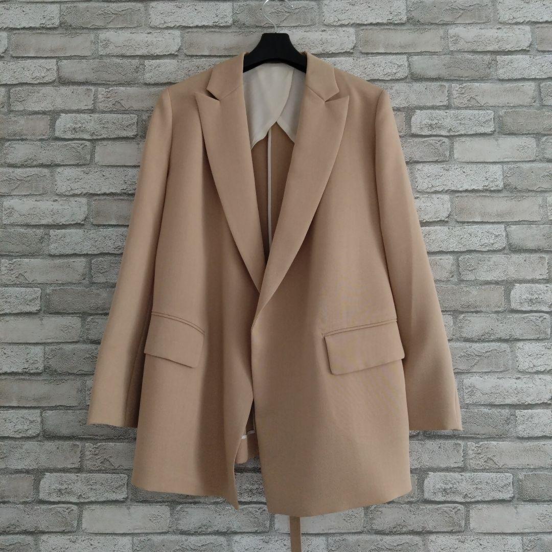 【新品未使用】ティアラ ベージュ テーラードジャケット