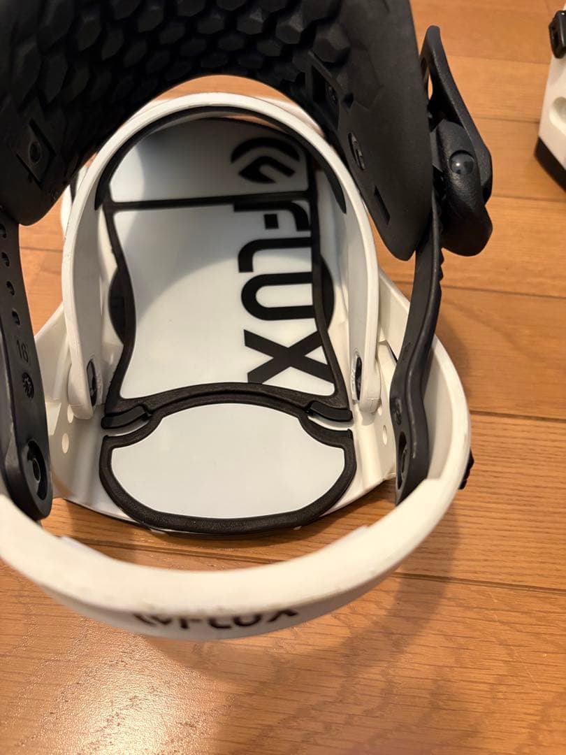 FLUX DS 22-23 M 【美品】