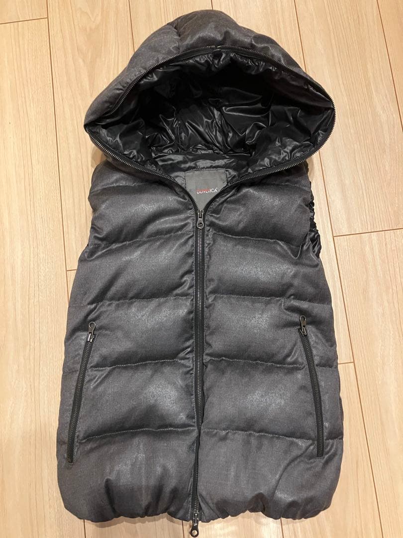 美品　DUVETICA デュベティカ　ダウンベスト　サイズ38