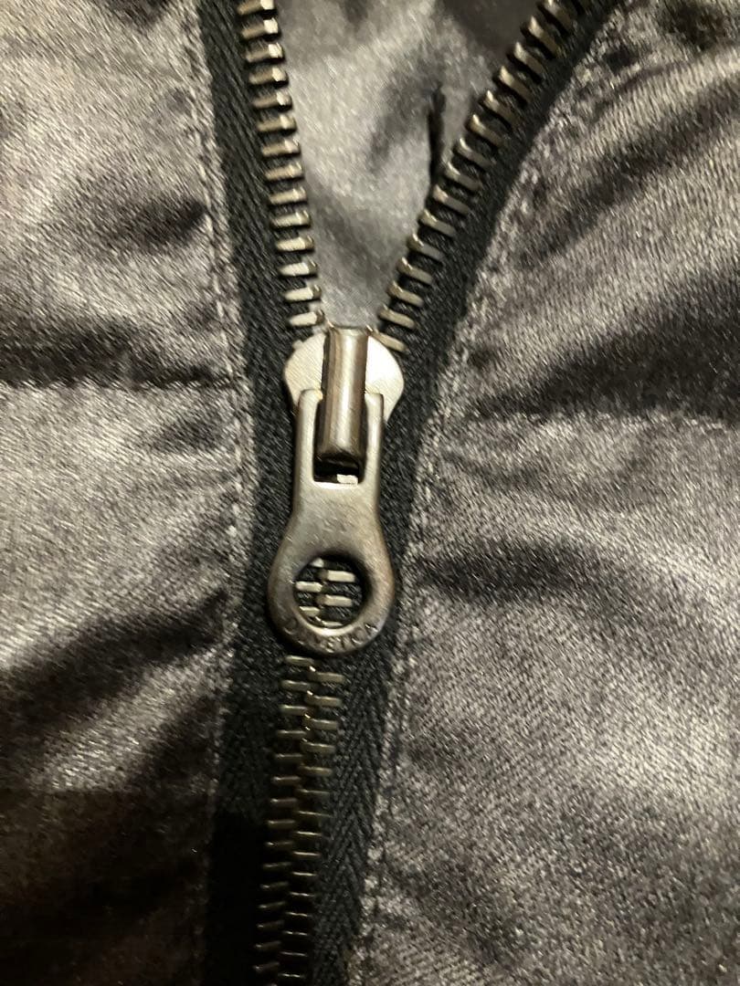 美品　DUVETICA デュベティカ　ダウンベスト　サイズ38