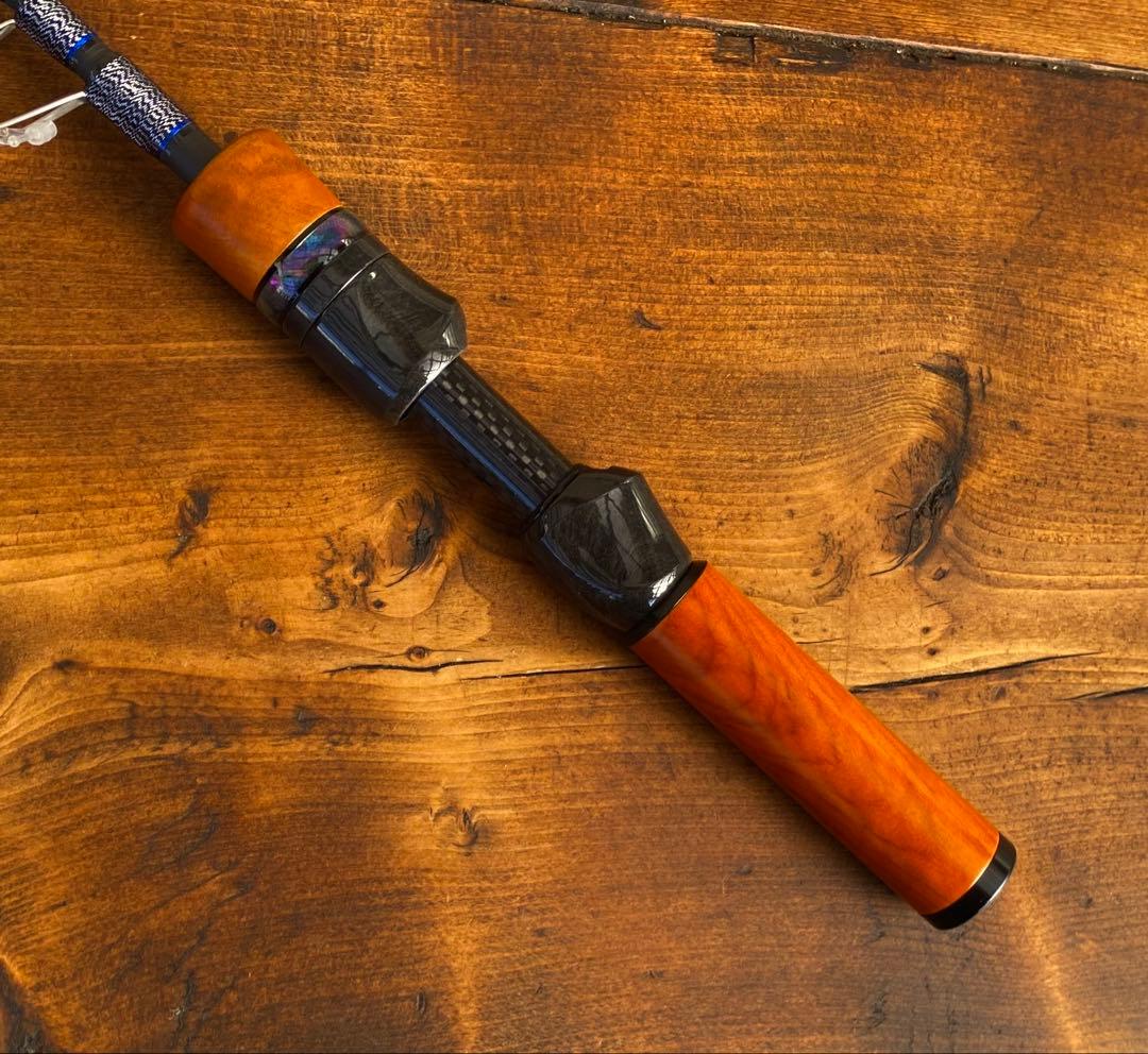 超軽量　カーボンロッ5ft トラウトロッド　スピニングロッド　ウッドグリップ