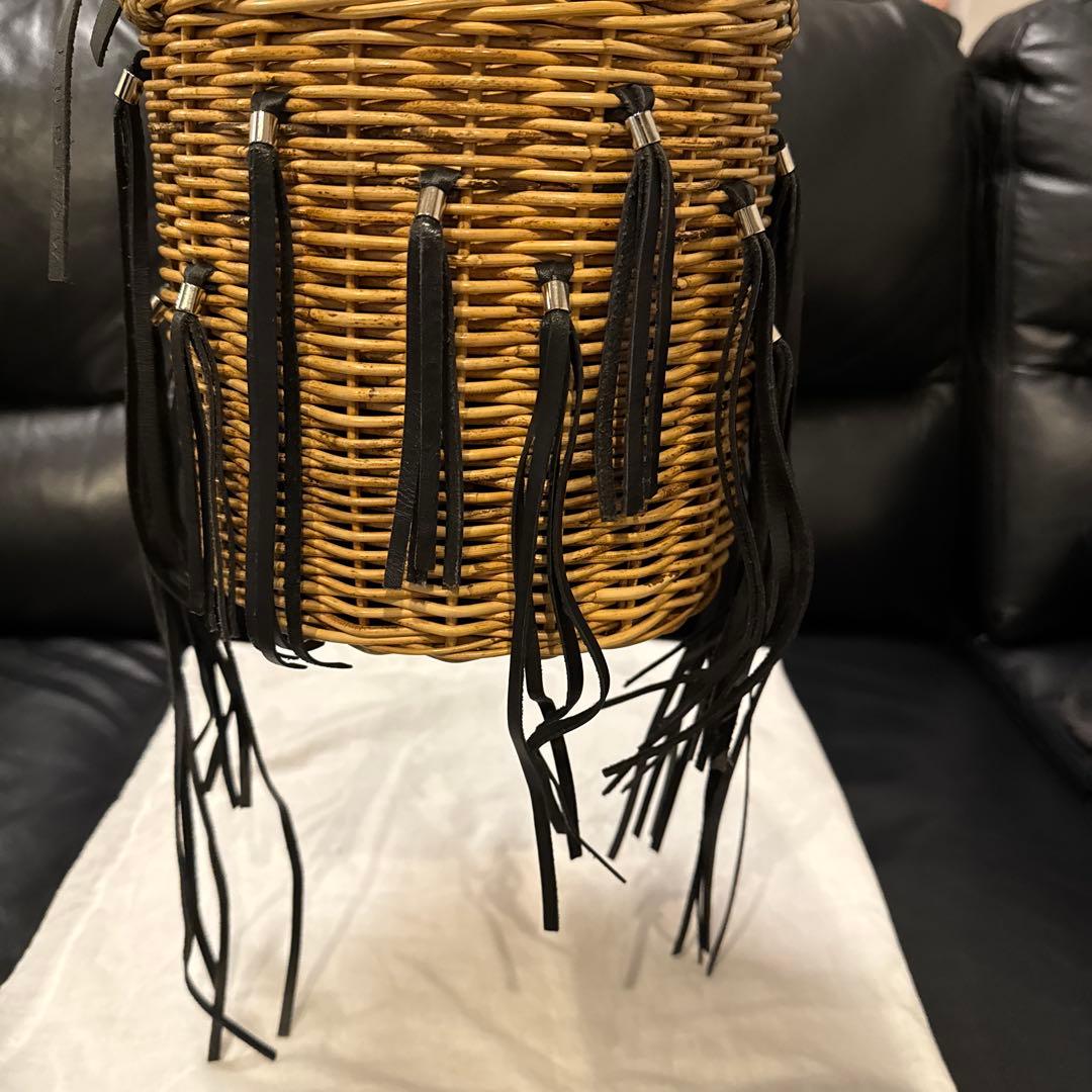 【夏物処分価格】ラドロー フリンジ かご バッグ 黒 ブラック