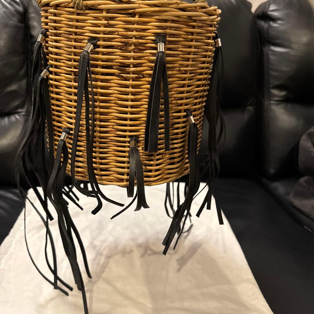 【夏物処分価格】ラドロー フリンジ かご バッグ 黒 ブラック