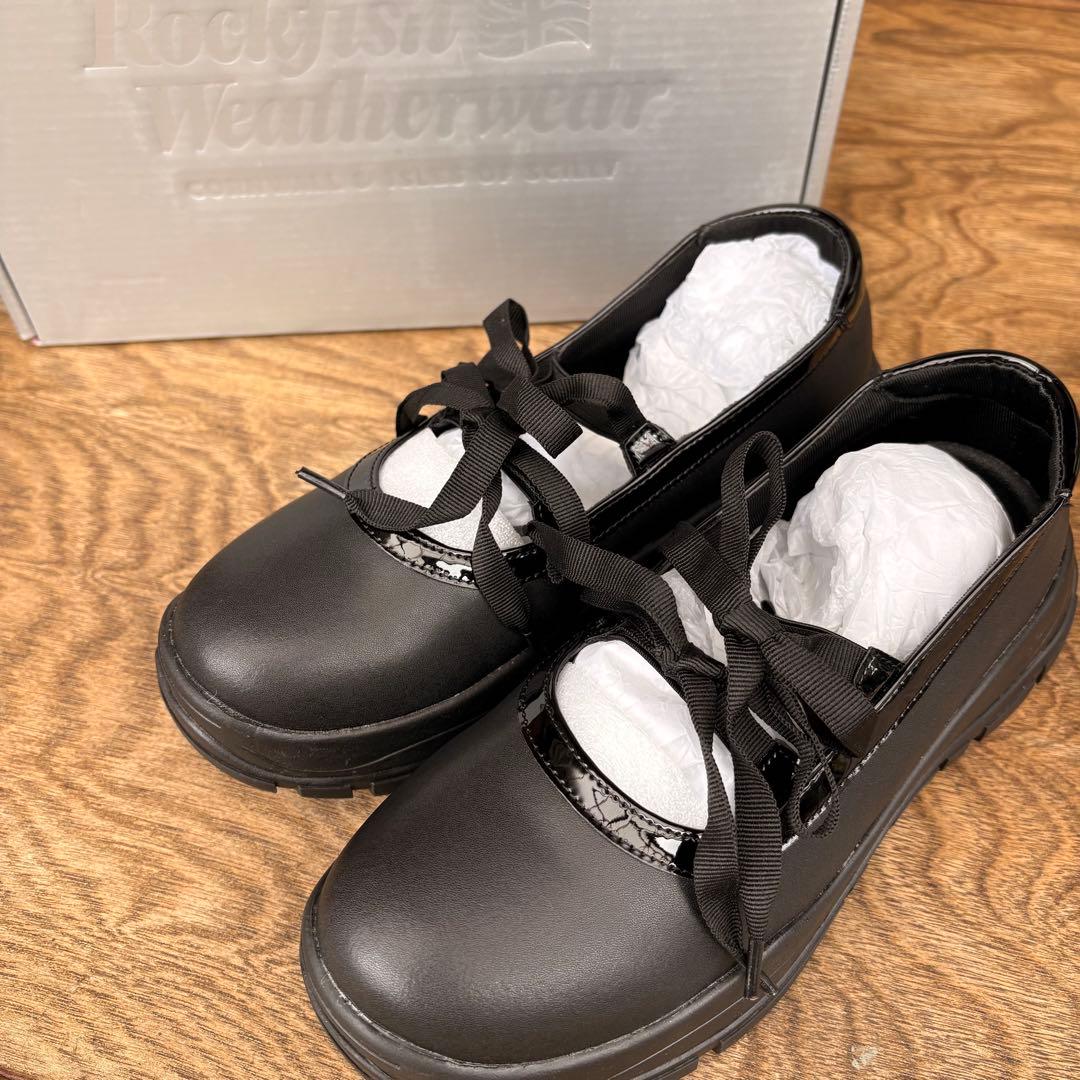 スニーカーリボンシューズ