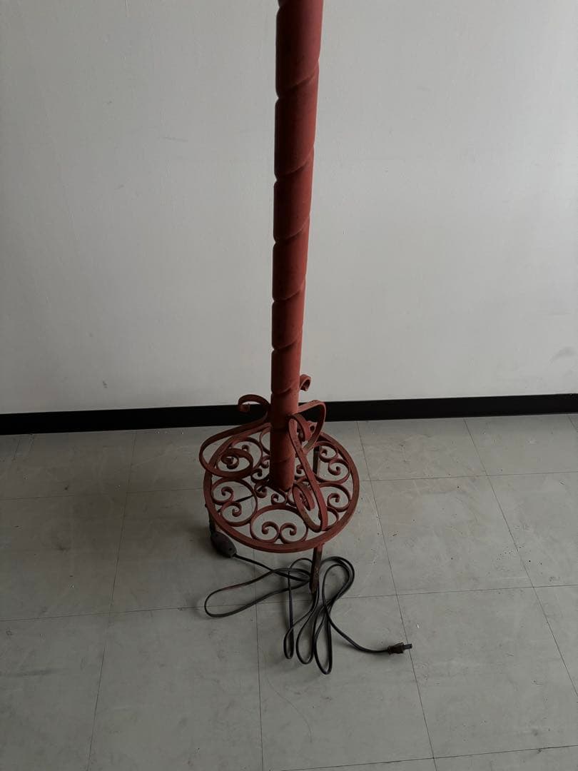 古いガーデンライト　スタンドライト　外灯　門灯　アイアン　電笠　レトロ照明