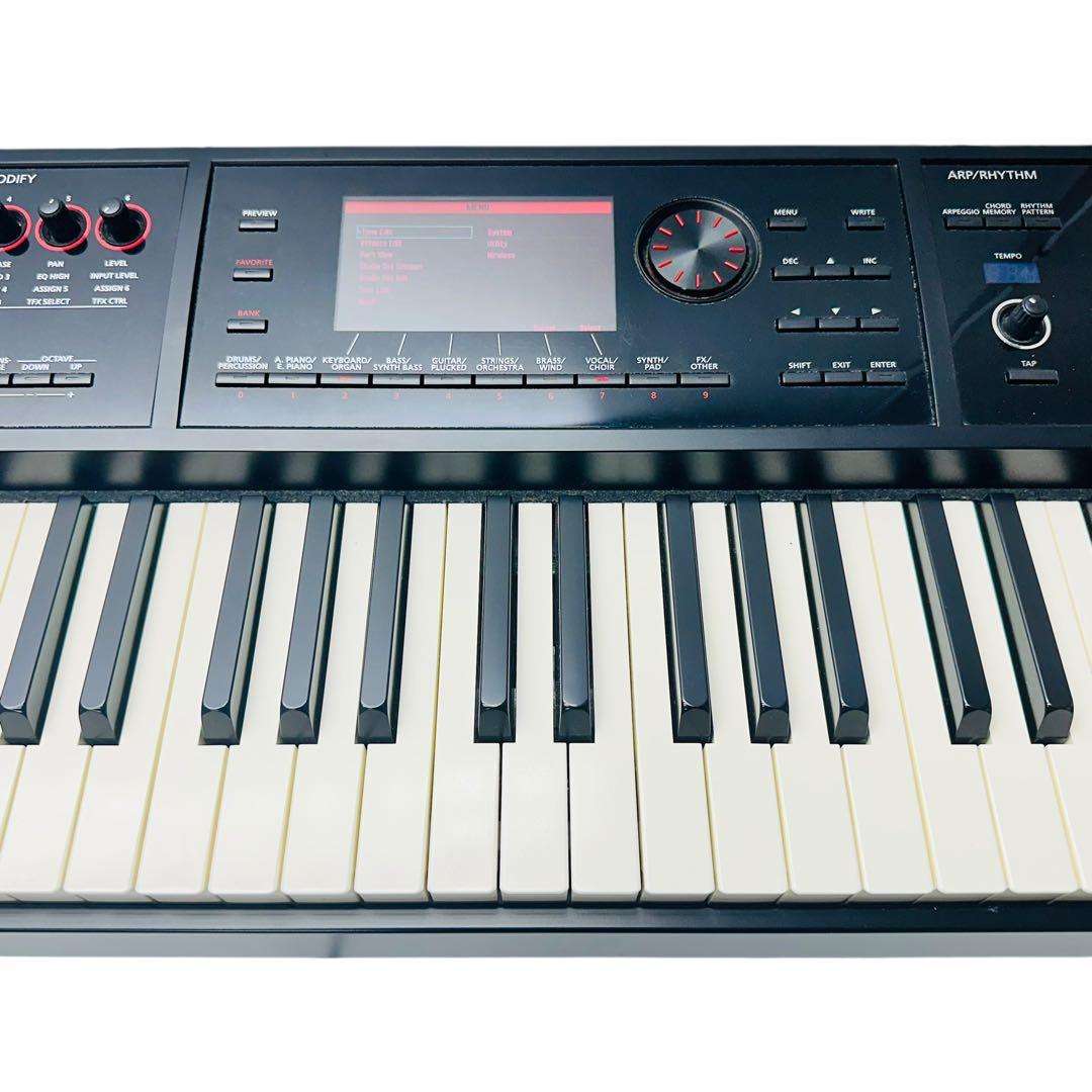 Roland シンセサイザー　FA-08