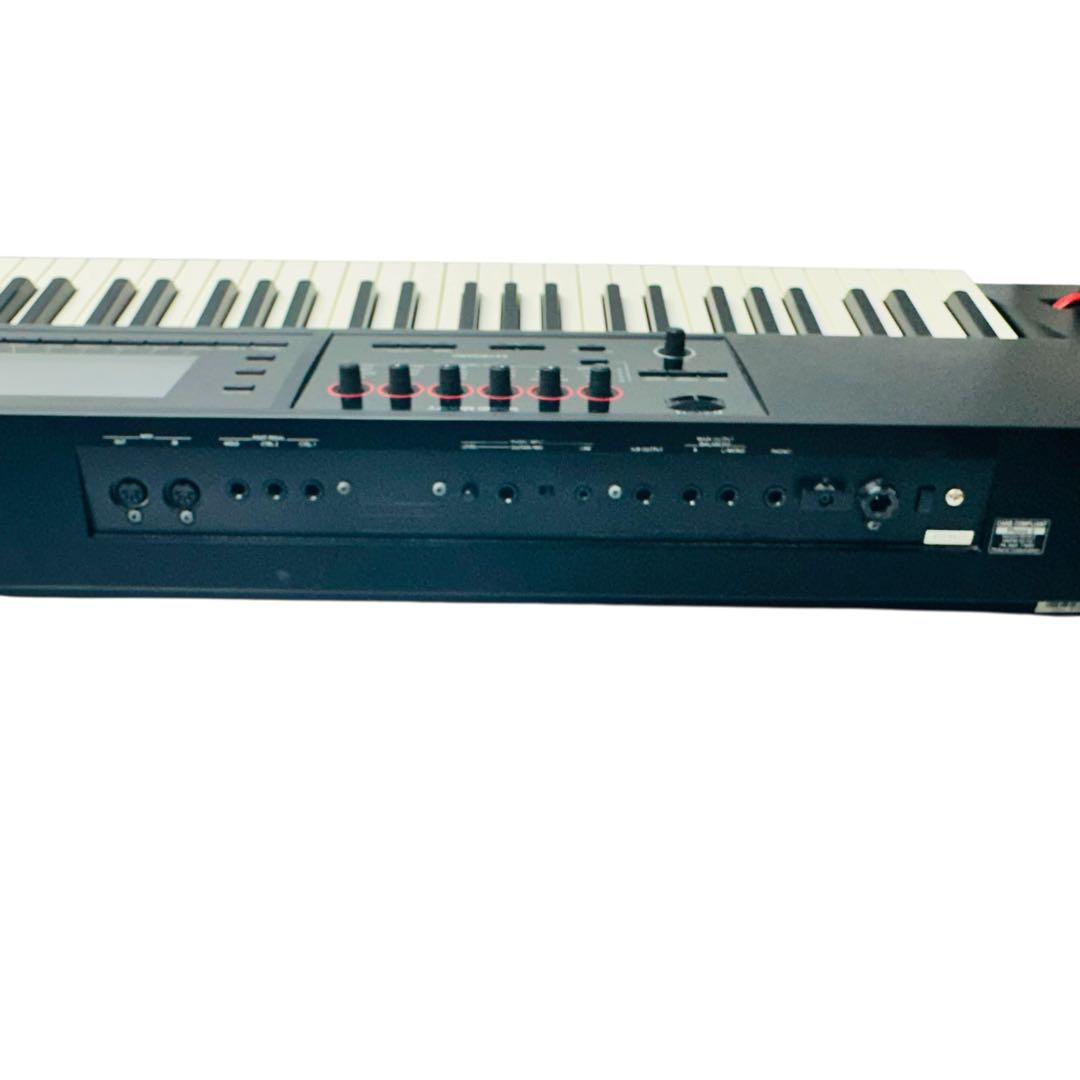 Roland シンセサイザー　FA-08