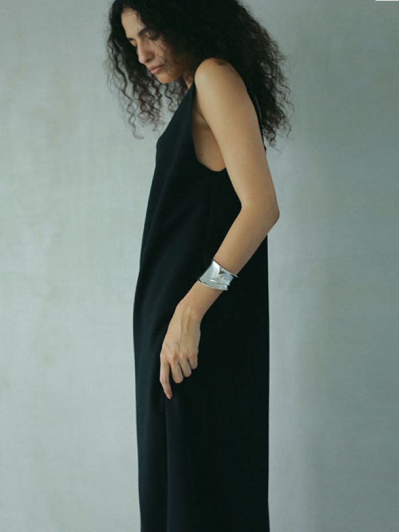 etretokyo エトレトウキョウ タンクオールインワ黒 S 新品未使用