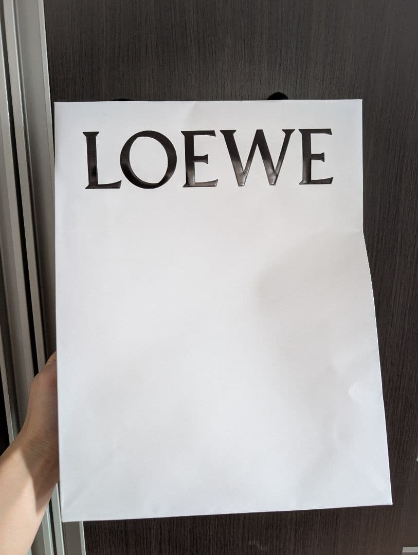 新品未使用　LOEWE ブラウンレザーバングル