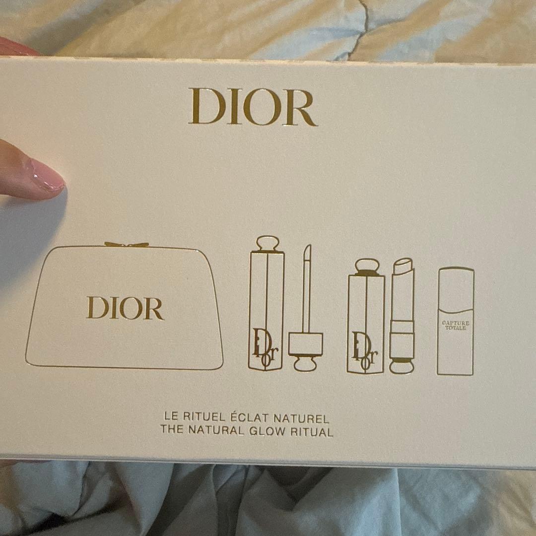 Dior クリスマスコフレ 2024