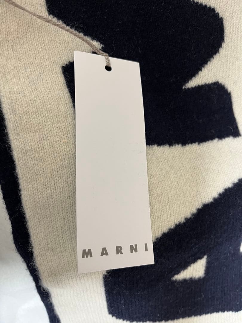 【新品・タグ付き】MARNI ウール100%ニットマフラー　ネイビー×ホワイト
