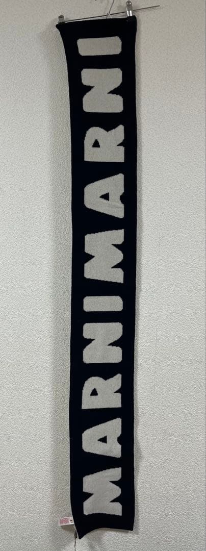 【新品・タグ付き】MARNI ウール100%ニットマフラー　ネイビー×ホワイト