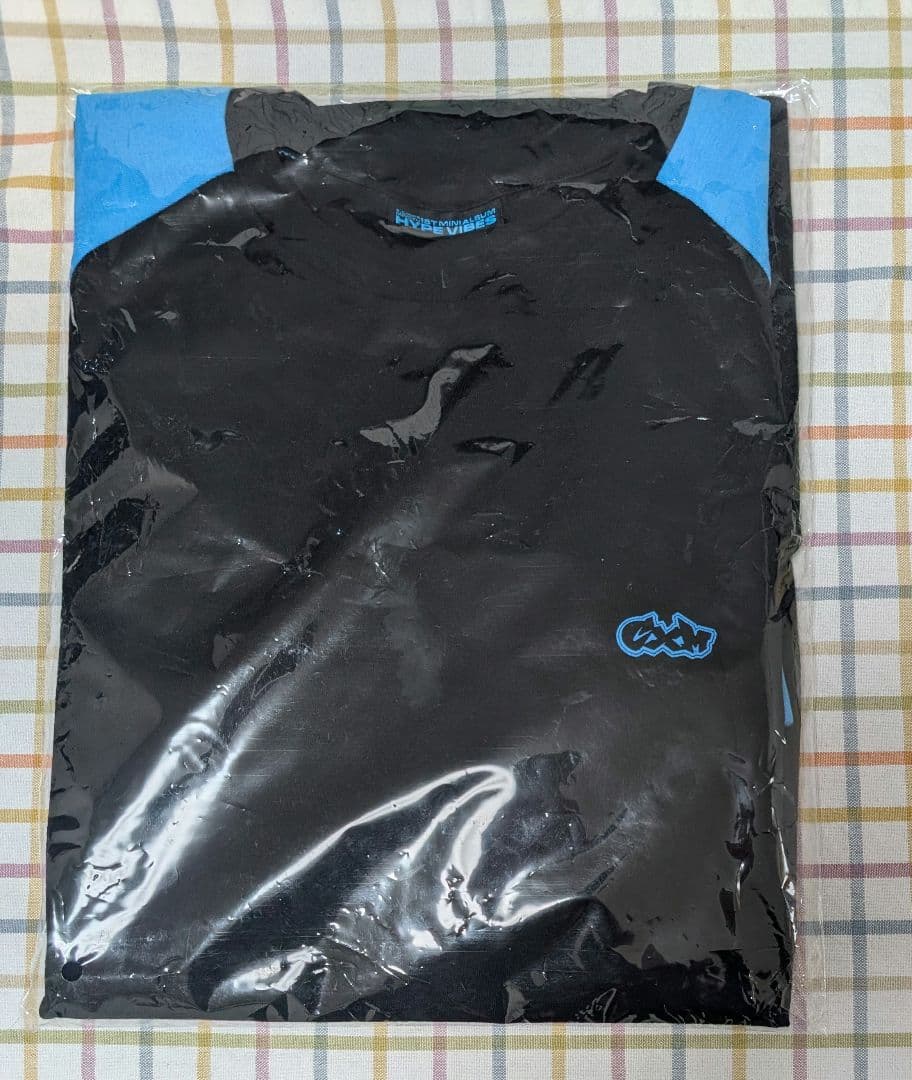 【新品未使用】セブチ CxM HYPE VIBES POPUP Tシャツ