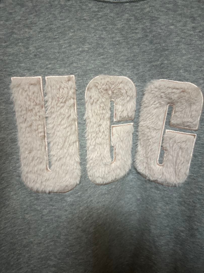 UGG グレー スウェット
