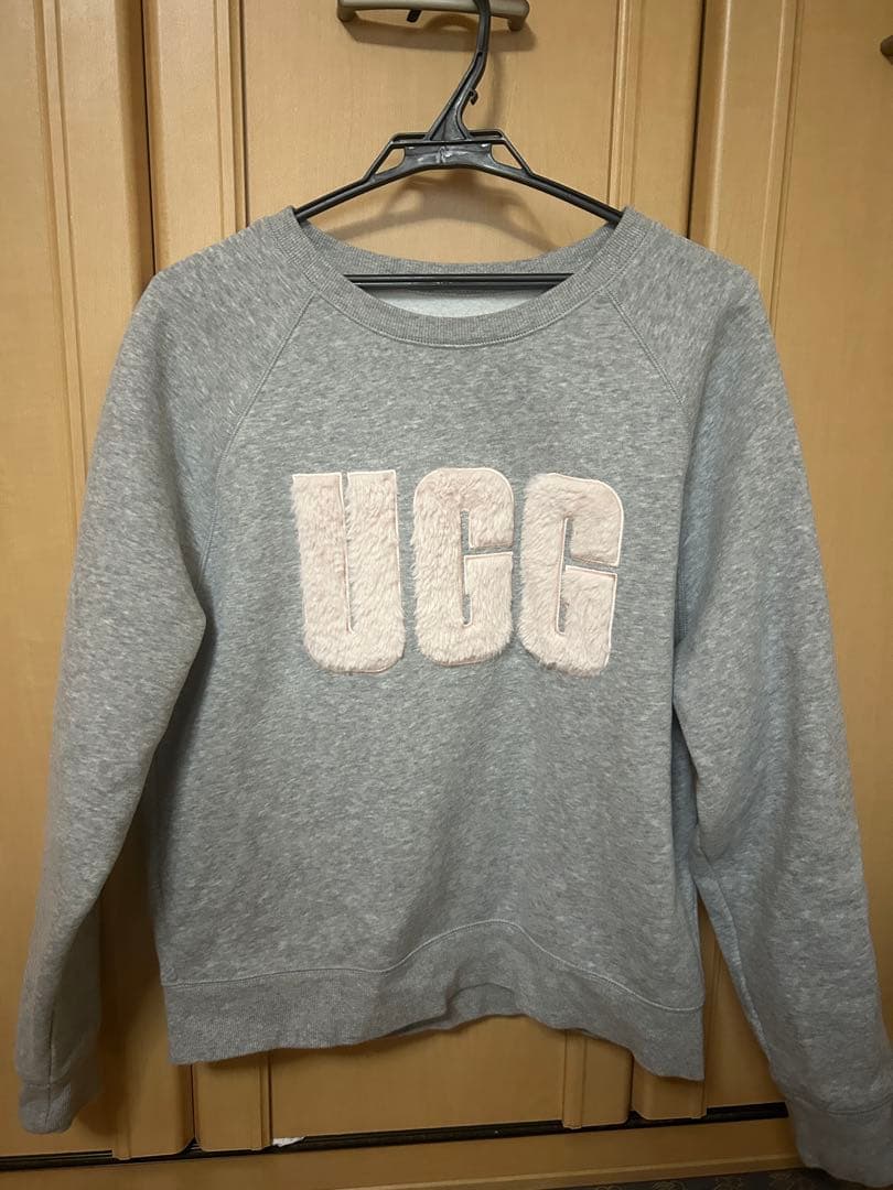 UGG グレー スウェット