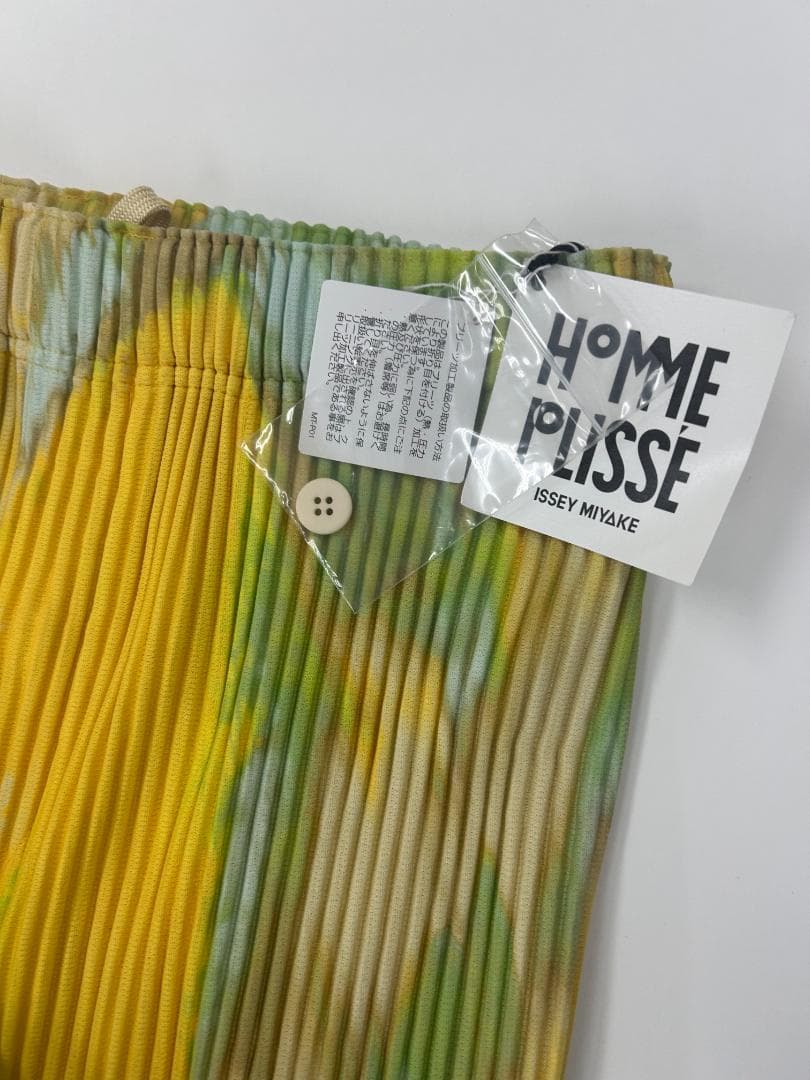 HOMME PLISSE ISSEY MIYAKEパンツ