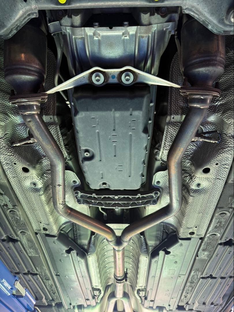 30セルシオ後期フロントストレートマフラー