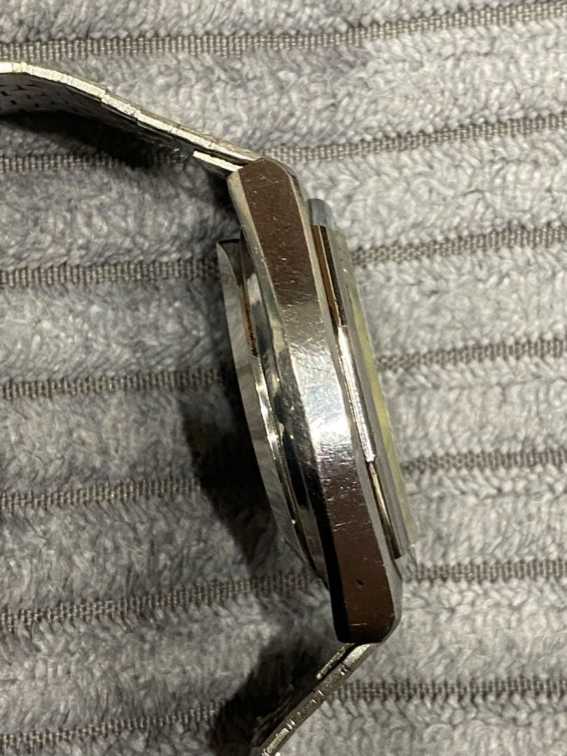 稼働　セイコー　グランドクォーツ　4843-7000 デイデイト　10角ベゼル