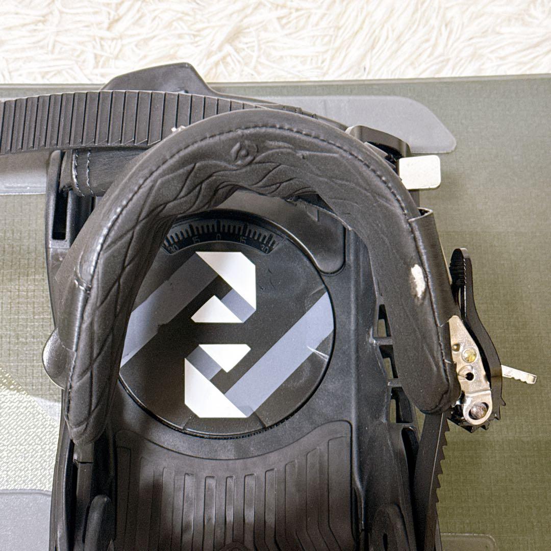 専用 SALOMON サロモン スノーボード FORECAST 153cm