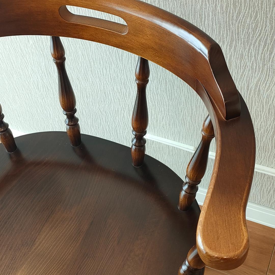 〈美品〉キツツキ　アームチェア　キャプテン　持ち手　ろくろ脚