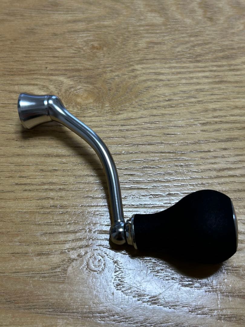 【美品】ダイワ　23レグザ　LT4000-CXH スピニングリール　ライン付き