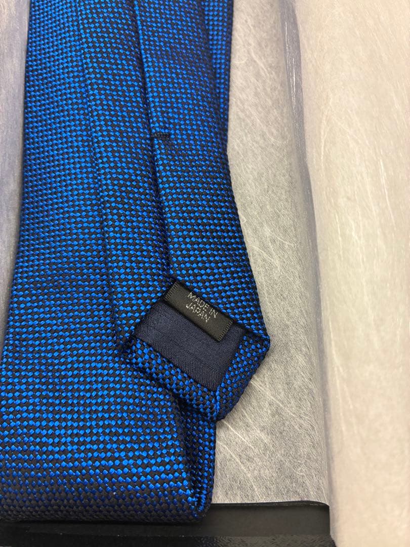 KUSKA ブルー 青 ネクタイ ギフトボックス付き 未使用 新品 シルク 人気