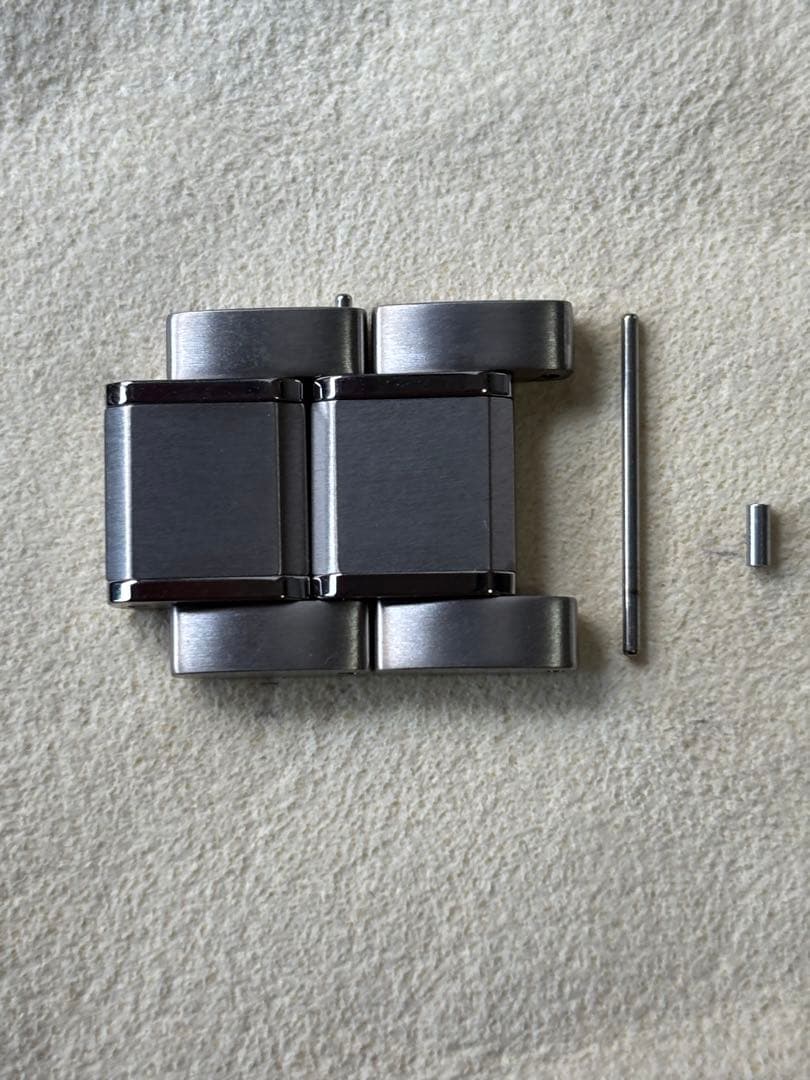 SEIKOブライツ8B63−0AB0コマ　 取り付け用ピン付き