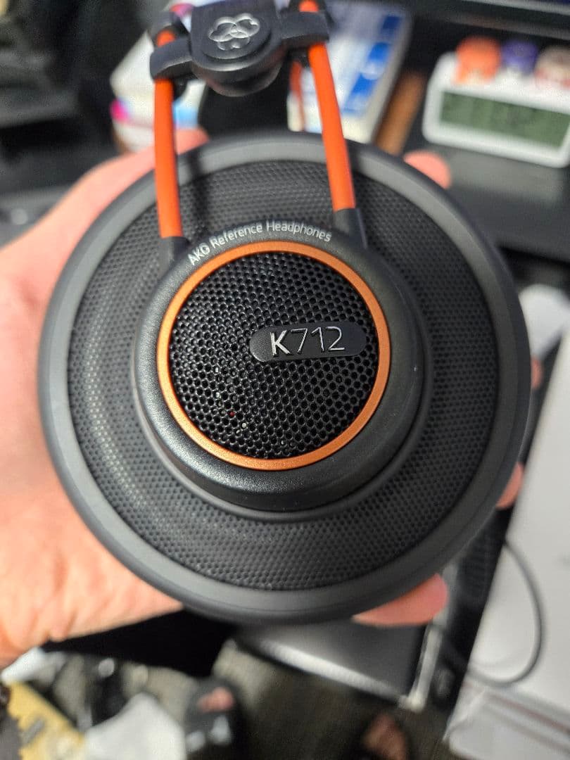 AKG K712PRO ヘッドホン スロバキア製