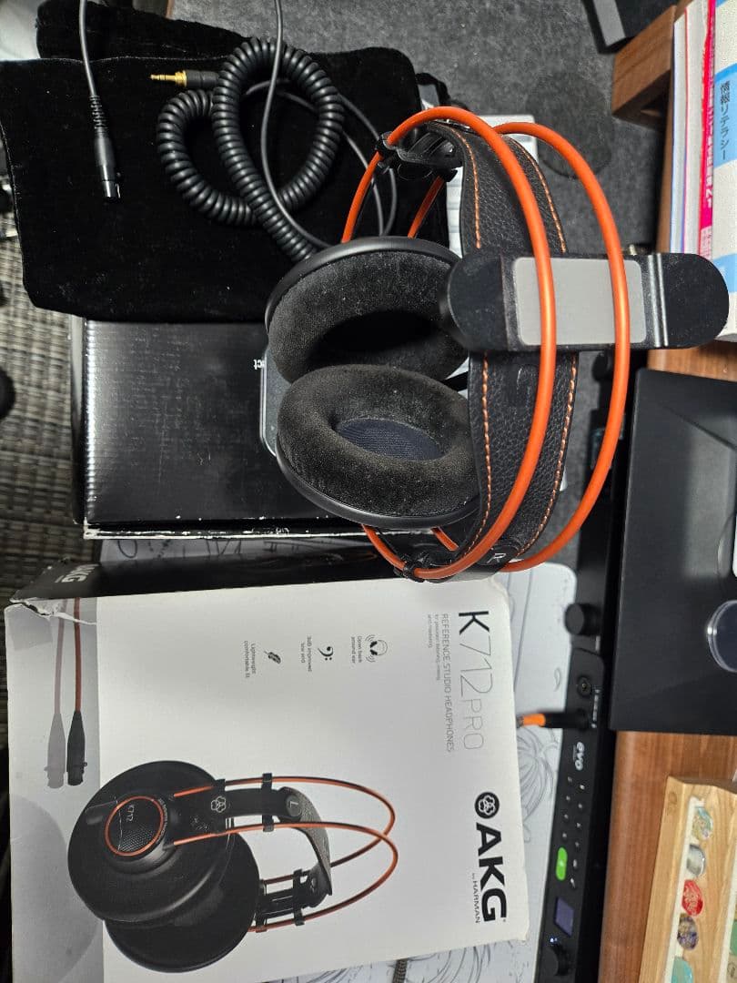AKG K712PRO ヘッドホン スロバキア製