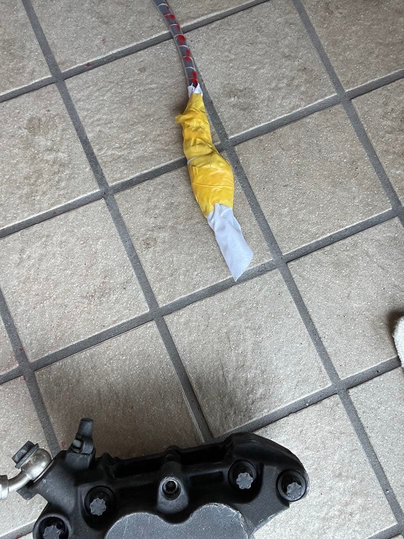 ヌ*が様 Dトラッカー ワンオフ強化ブレーキキャリパーサポート付きゴールデンパッ