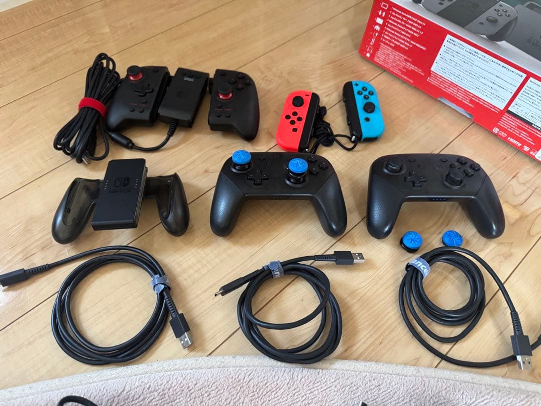 ニンテンドースイッチ本体セット　Nintendo Switch