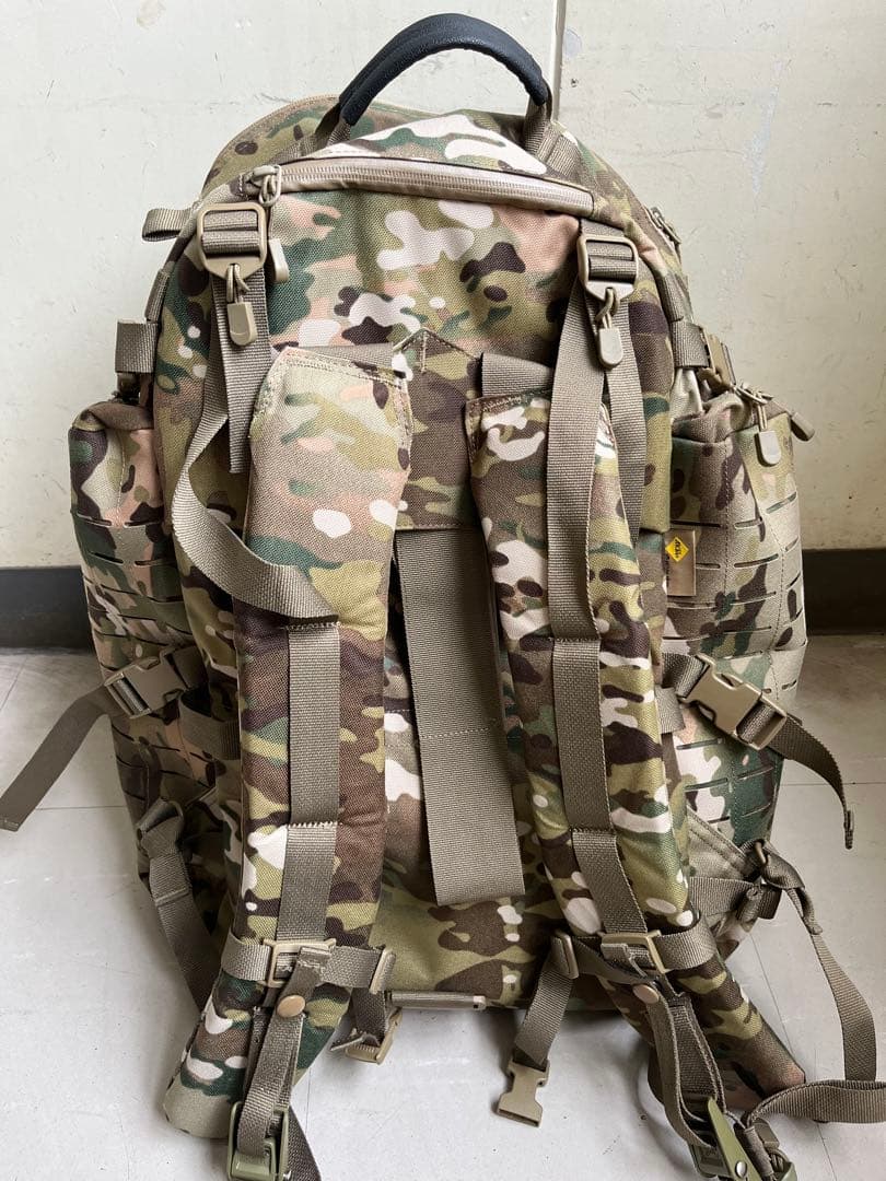 マルチカモ バックパック 大容量　55L