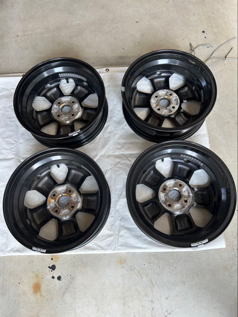 スズキ ハスラー　15インチ 新車外し純正ホイール 4本中の2本No.②