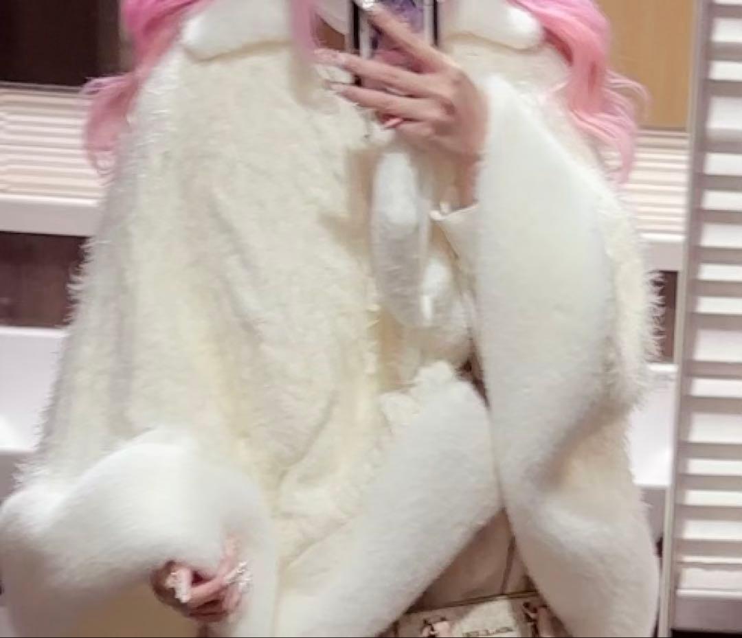 は*け様 LIZLISA リズリサ ポンチョ コート 白 ケープ