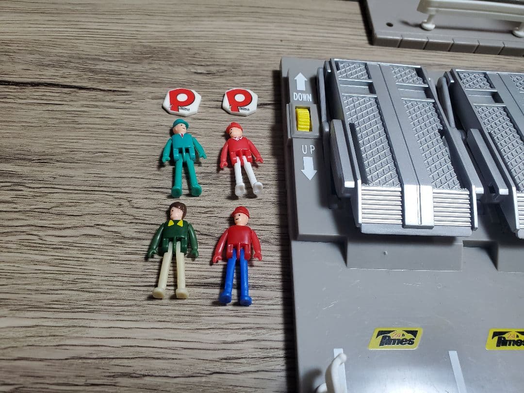 トミカタウン　郵便局　ローソン　ピザーラ　ミニストップ　TIMES　ジャンク品