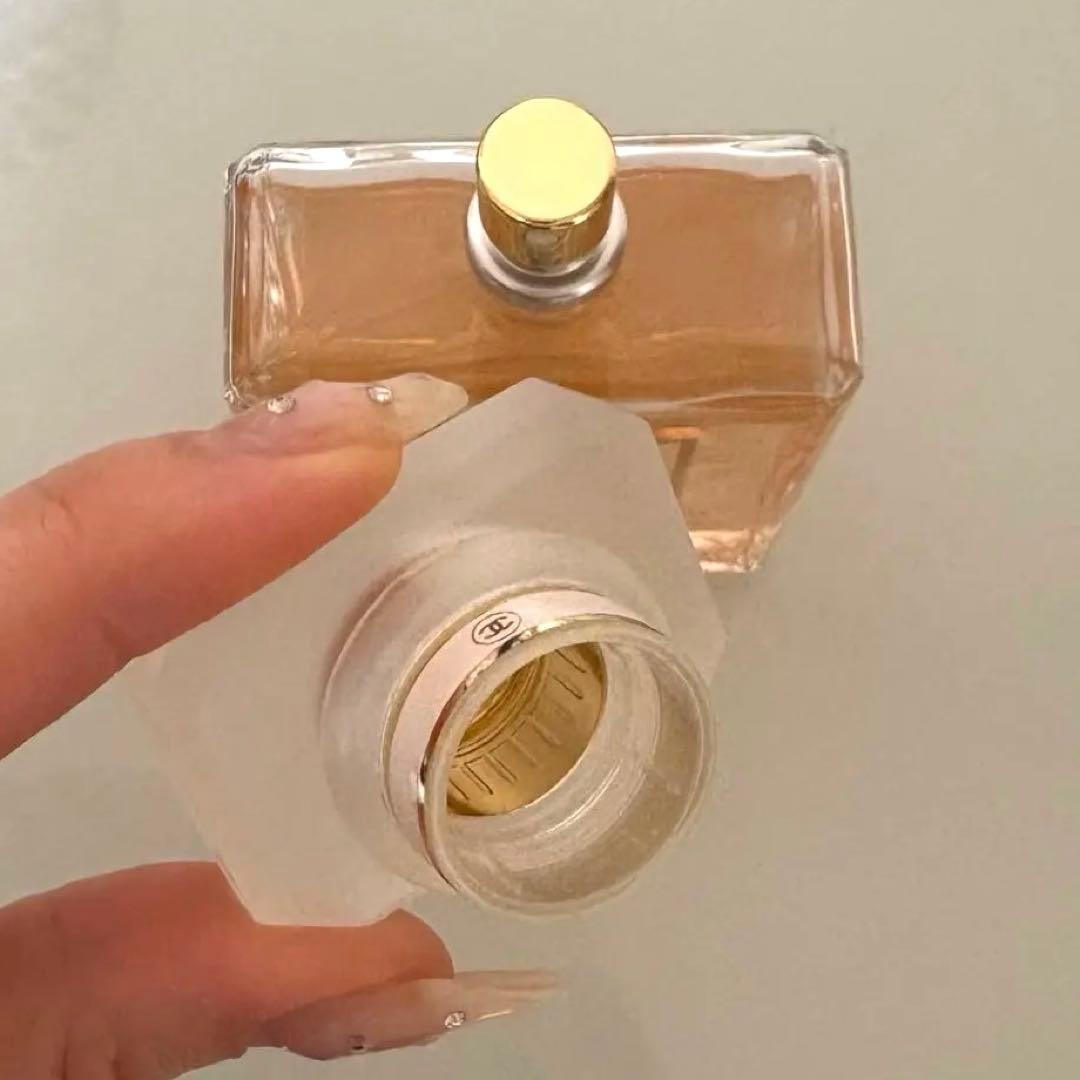 ココマドモアゼル 香水 CHANEL
