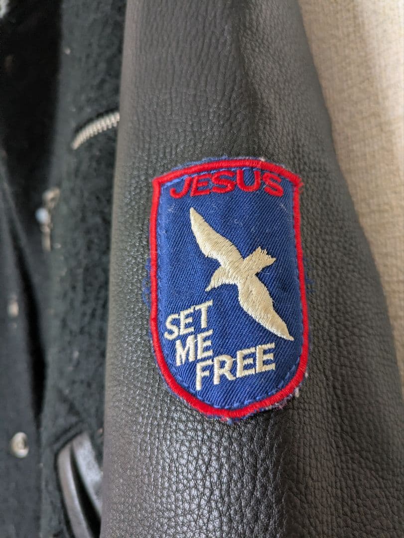 ハリウッドランチマーケット 袖革スタジャン　日本製　M 黒　刺繍