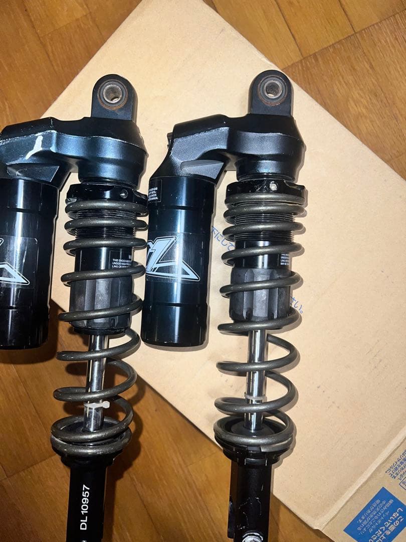 シグナスX シグナス　1,2,3 DJ1 リアサスペンション