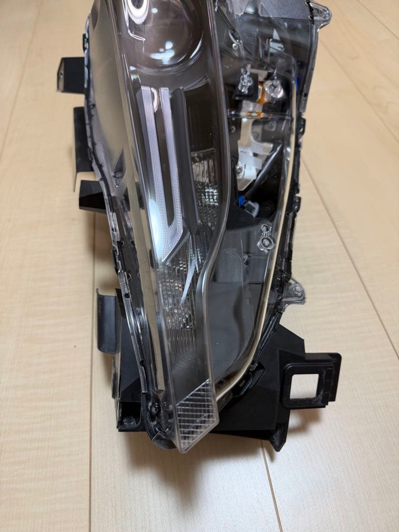 cx-5 ヘッドライト　k124-51040