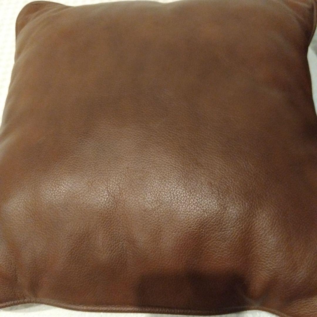 ローラアシュレイ　モーティマ　レザー クッション 2個セット