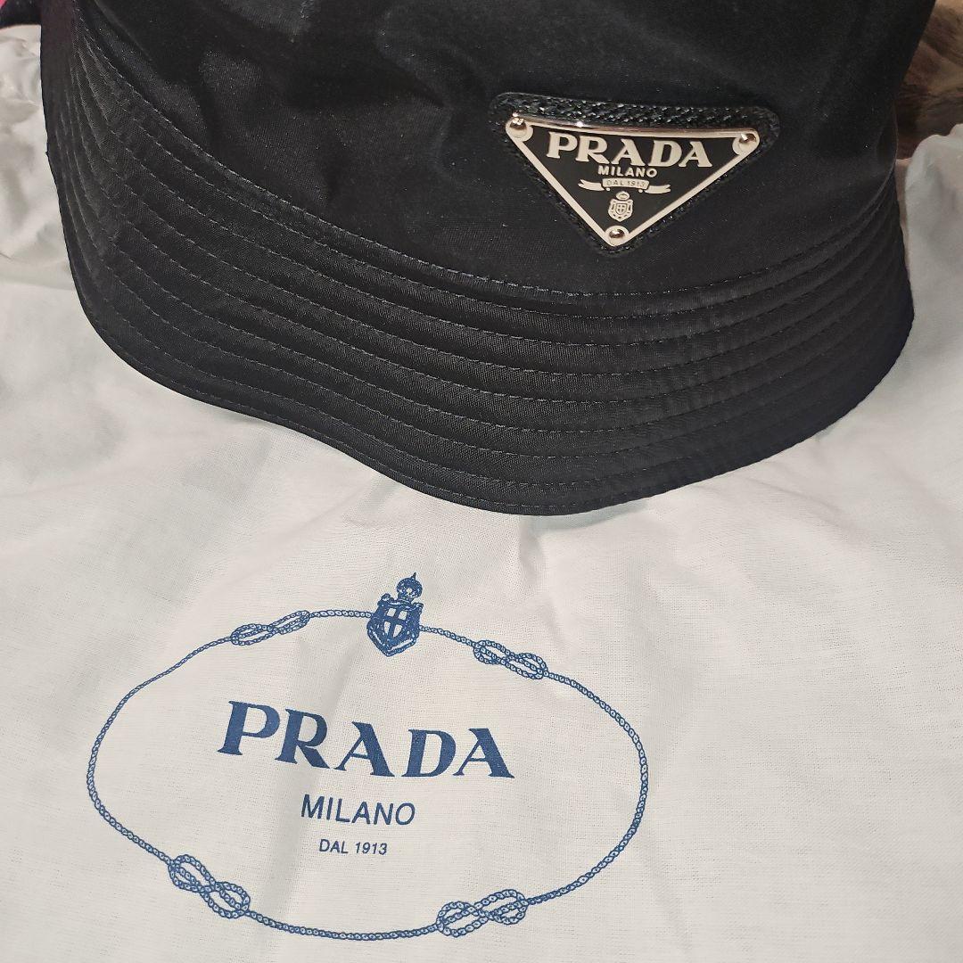 ゆ*う様 PRADA ブラック バケットハット 再生ナイロン