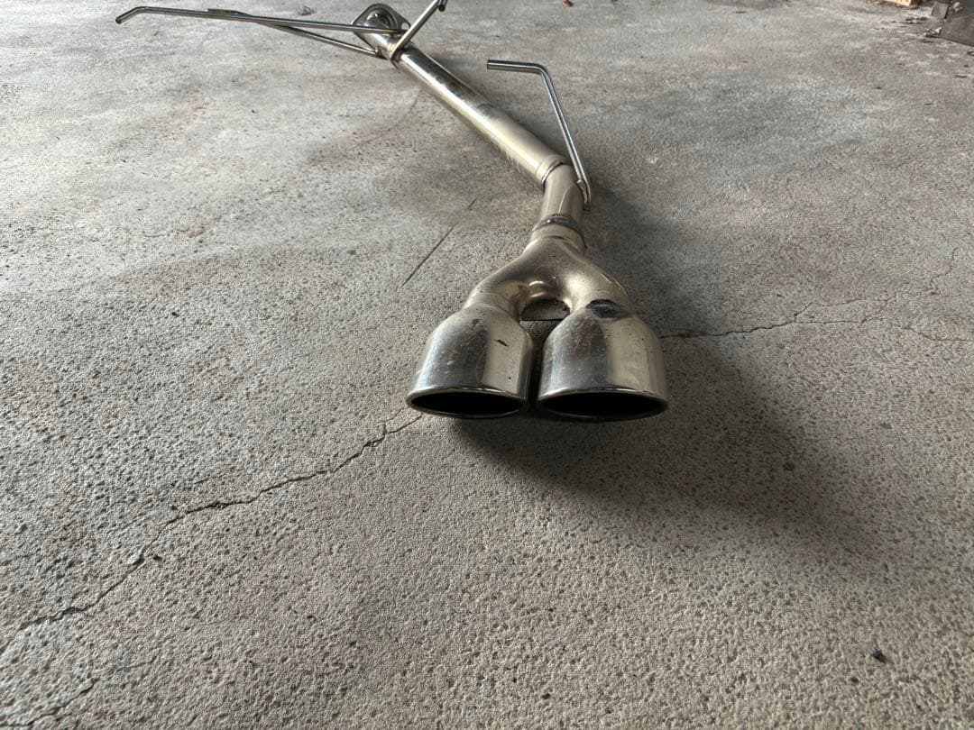 ヴォクシー70 スリーキャッツマフラー　2本だし