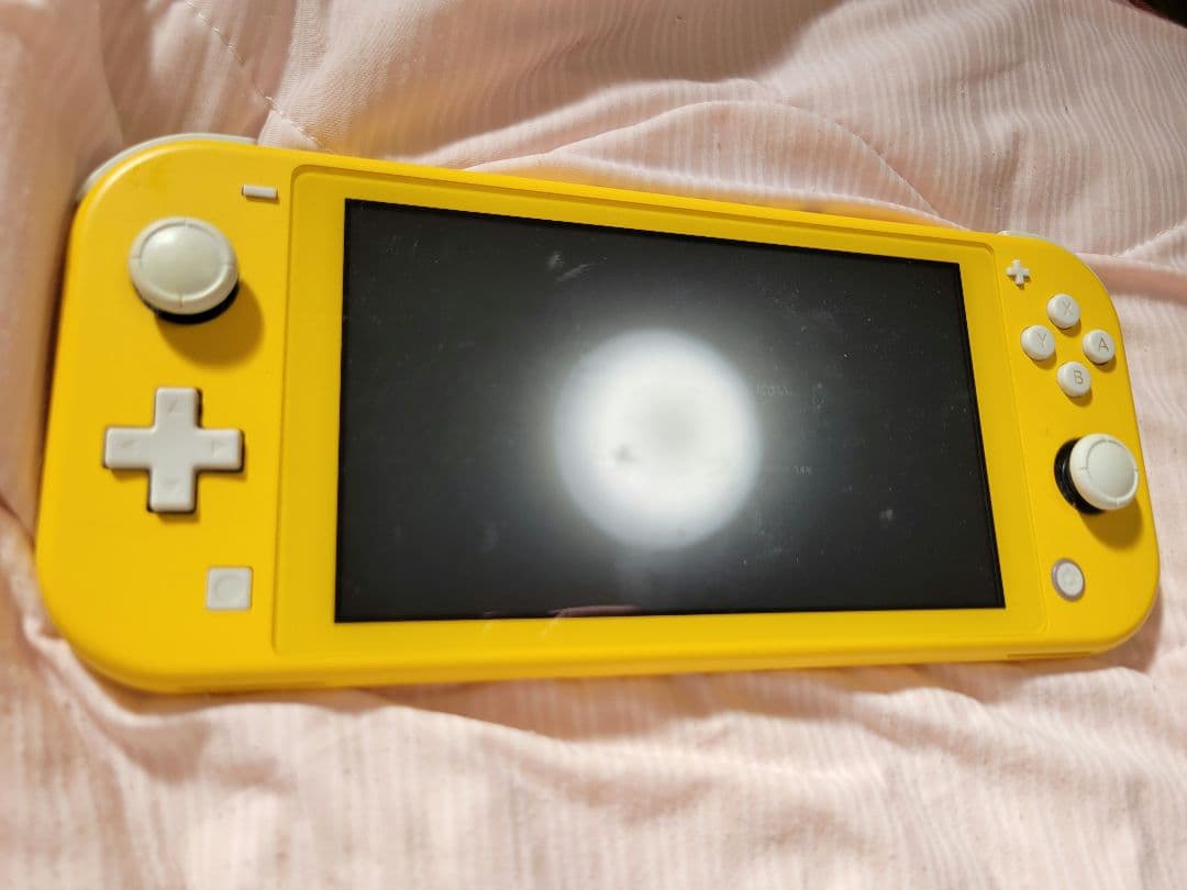 Nintendo Switch Lite イエロー