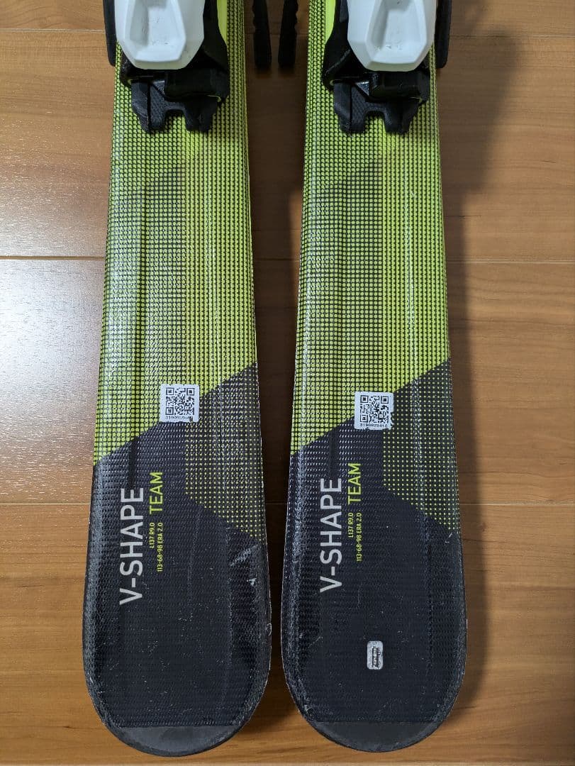 【HEAD】ヘッド ジュニア スキー板137 ポール100 スキーケース付き