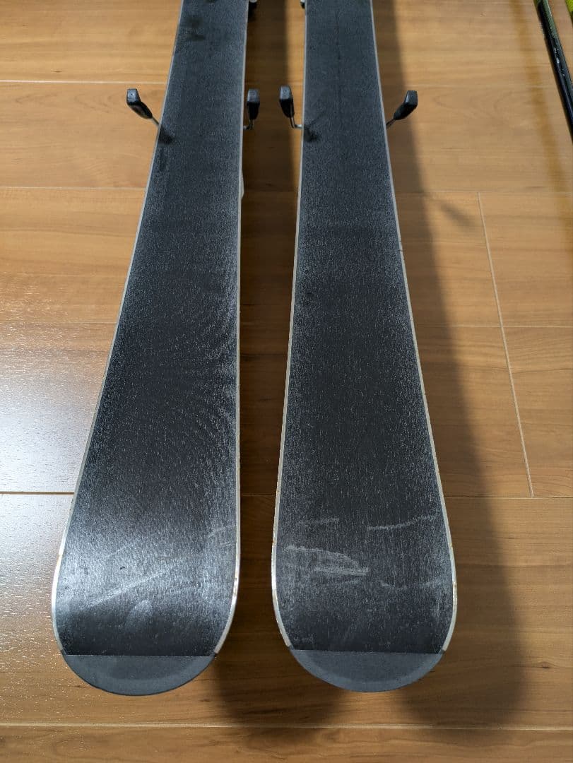 【HEAD】ヘッド ジュニア スキー板137 ポール100 スキーケース付き