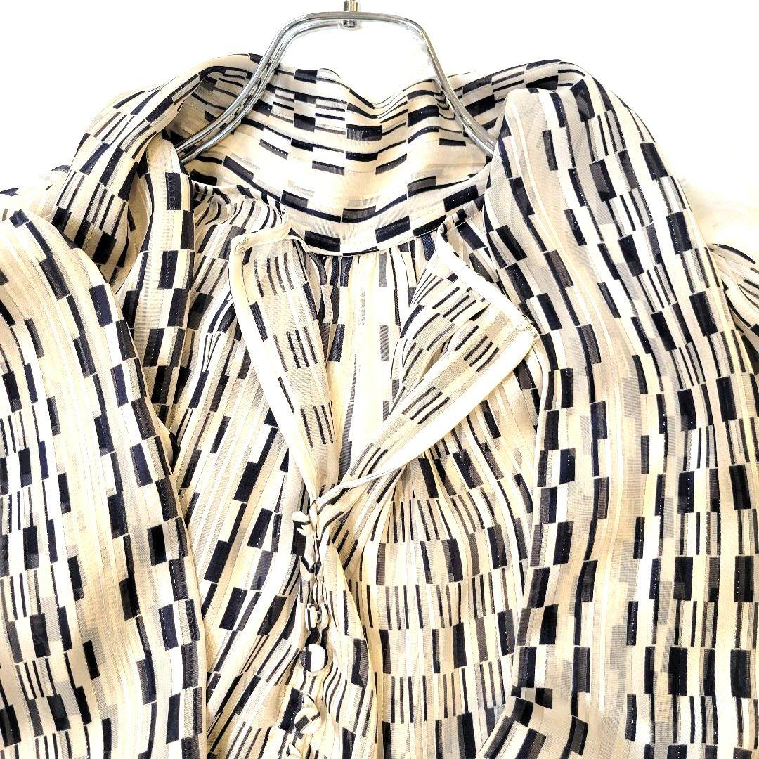 ​【美品】フレイアイディー プリントボウタイワンピース 0　倉科カナさん着用