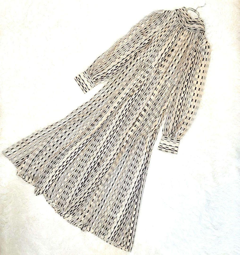 ​【美品】フレイアイディー プリントボウタイワンピース 0　倉科カナさん着用